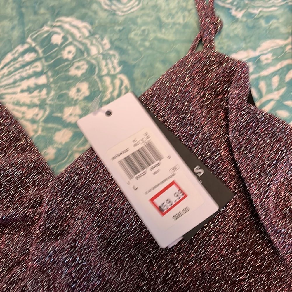 GUESS   - Picture 5 of 8